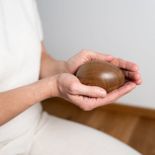Holzurne River Stones Eichenholz - Sehr klein
